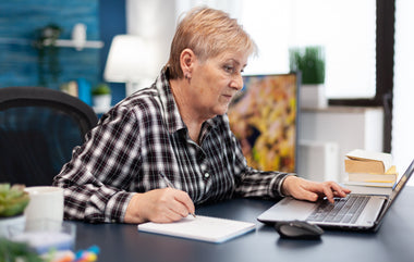 When the Dust Settles: Helping Your Senior Loved One Navigate Money Matters After Losing a Spouse